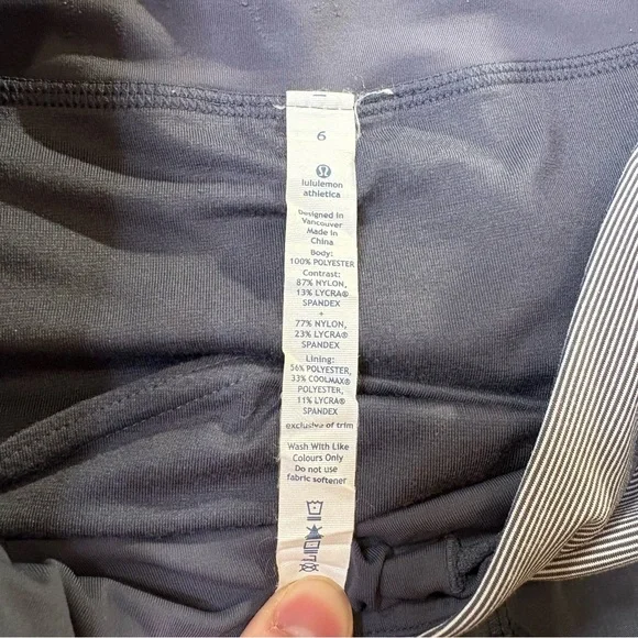 Lululemon Women’s Running Shorts Gray Size 6 Zipper Pocket - Picture 2 of 9